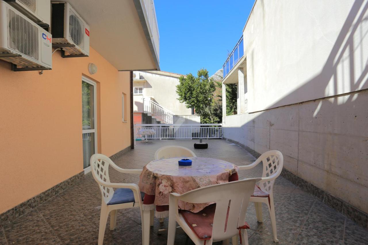 Apartments With A Parking Space Stanici, Omis - 2818 Tice Eksteriør bilde
